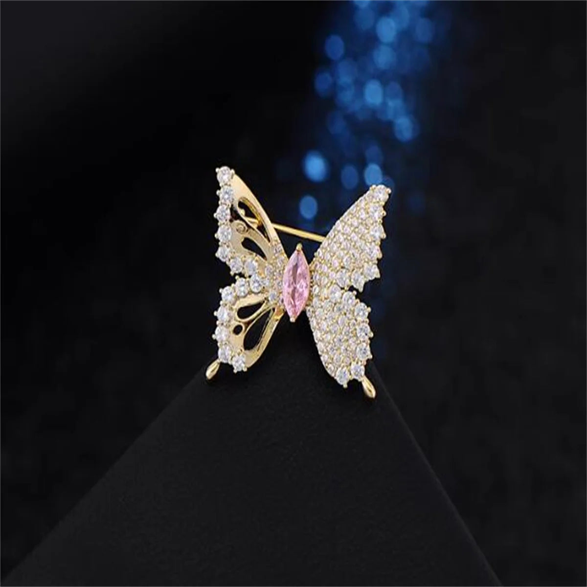 Broche Papillon Luxueuse Exquise – Pin's Fleur Poitrine Élégant Femme