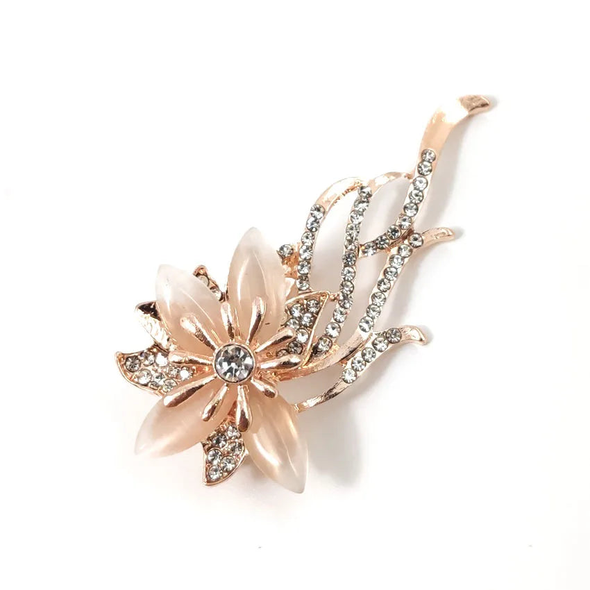 Broche Bouquet Fleurs Opale Strass Dorée – Pin's Mariée Mariage Élégant Femme