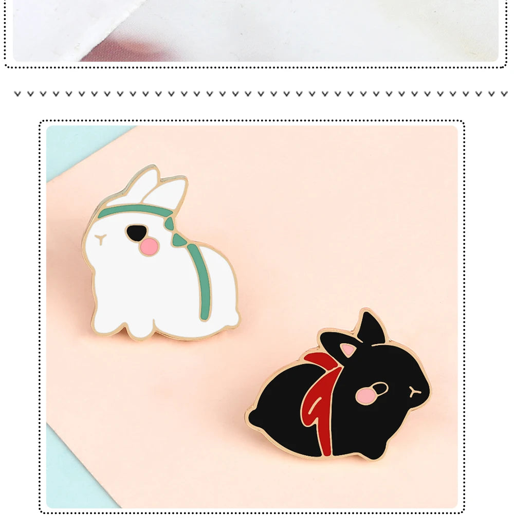 Pin's Émaillé Lapin Mignon Cartoon Noir Blanc – Broche Badge Bunny Adorable Unisexe