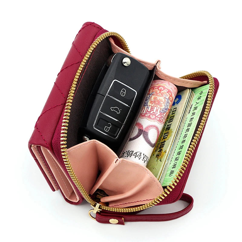 Portefeuille Femme Tri-Fold Cuir PU Brodé - Porte-Cartes Court Motif Cœur Minimaliste
