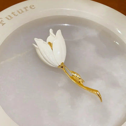 Broche Fleur Tulipe Émaillée Rose Blanc Luxueuse – Pin's Élégant Romantique Femme