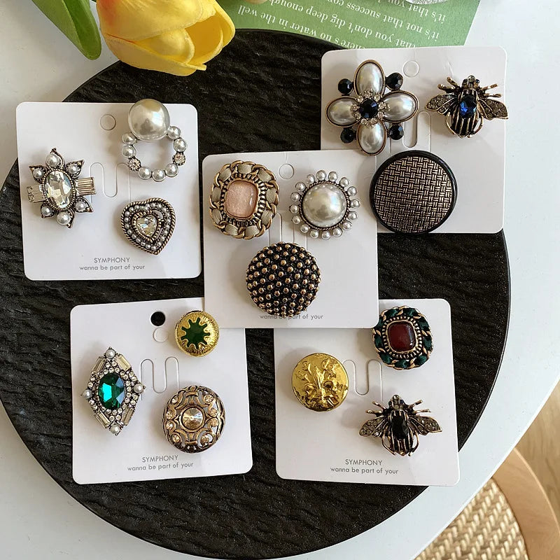 Set Broches Baroque Perles Vintage – Élégant Géométrique Unisexe