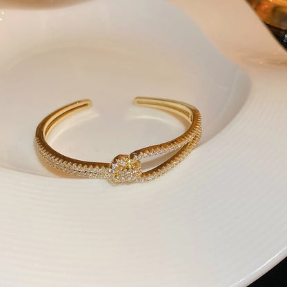 Bracelet Manchette Zircon Plein Cuivre Plaqué Or – Nœud Minimaliste Femme Mariage Soirée
