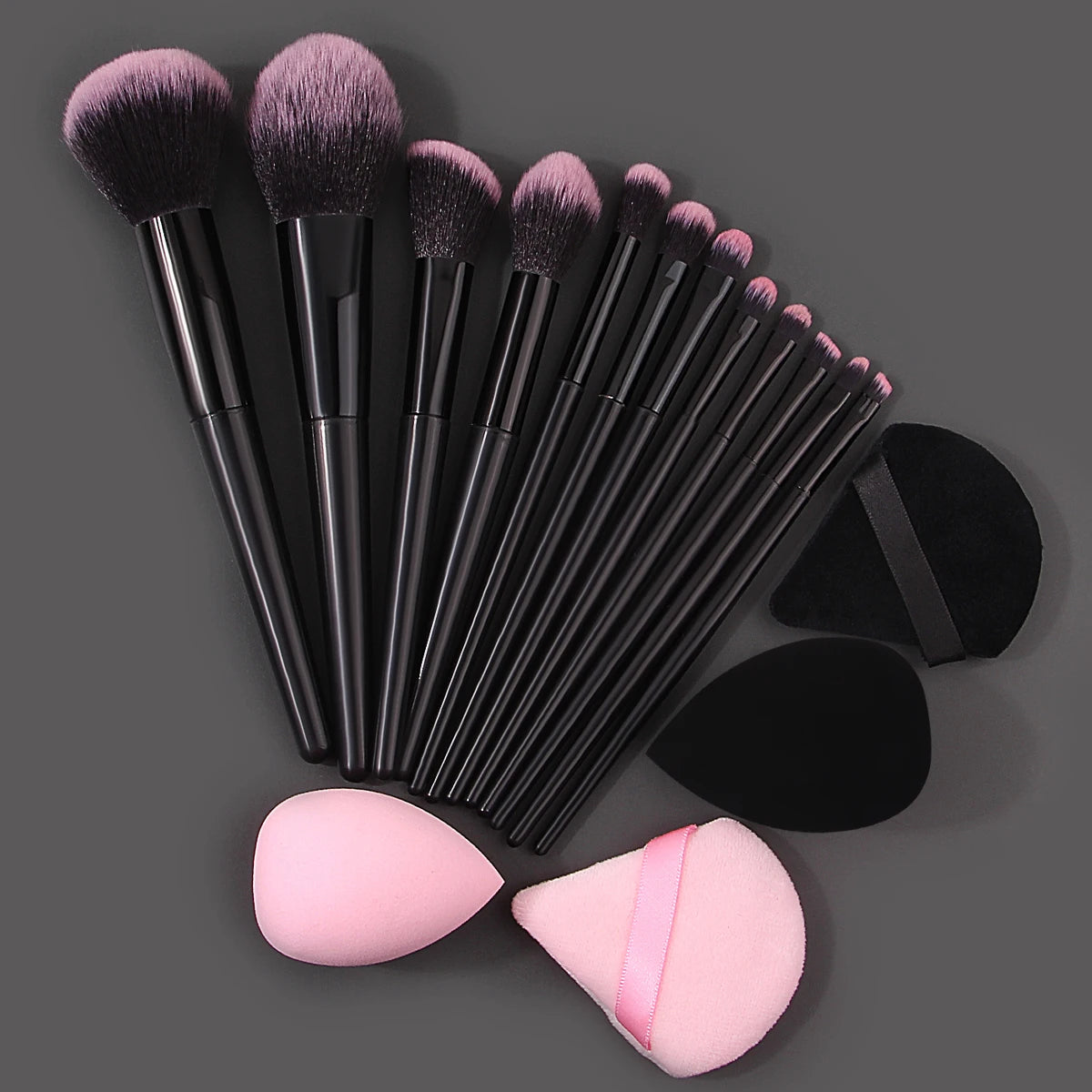 Set 12 Pinceaux Maquillage Doux + 4 Éponges Beauté Triangulaires - Kit Professionnel Portable Houppette Poudre