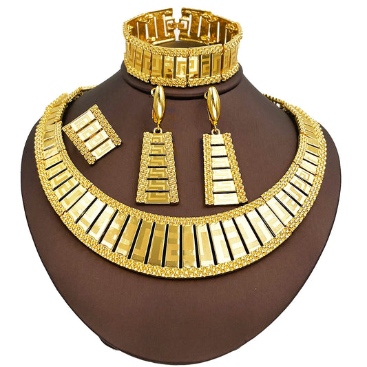 Parure Luxe Dubai Plaquée Or 4 Pièces – Collier Bracelet Boucles Bague Haut de Gamme