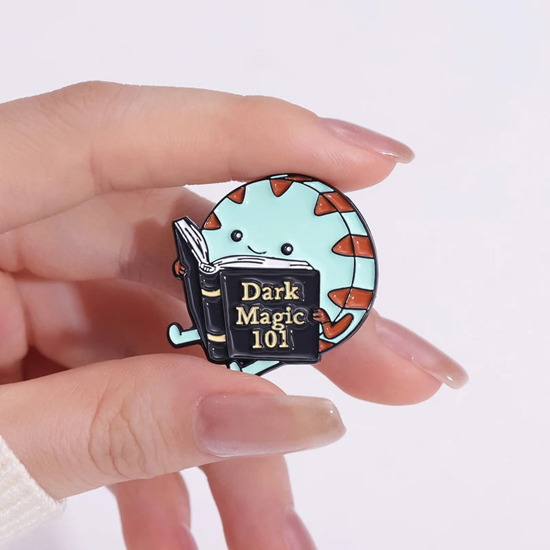 Pin's Émaillé Lecture Livres Cartoon Mignon – Broche Badge Créatif Unisexe