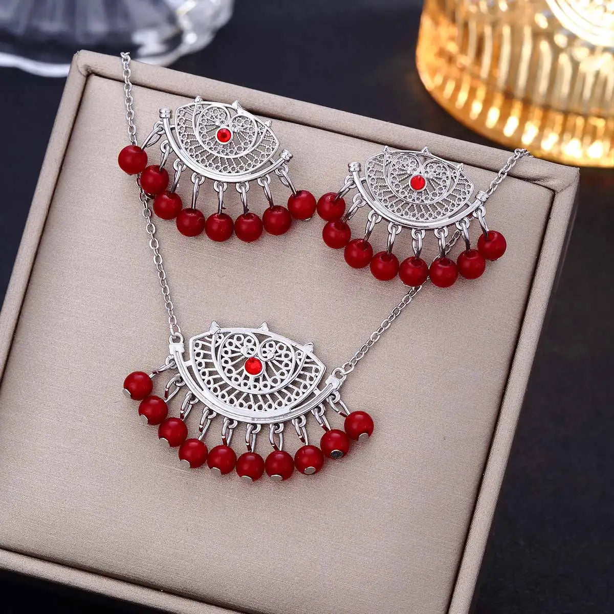 Ensemble Bijoux Indien Cristal Pompons – Collier Boucles Jhumka Mariée