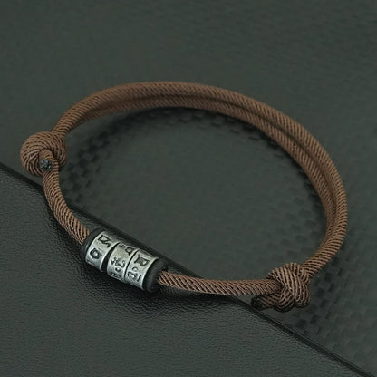 Bracelet en Corde Tressée avec Symbole Mystique - Perles Fait Main Ajustable pour Homme
