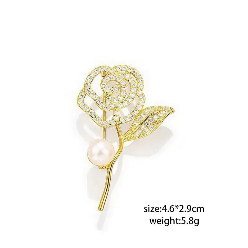 Broche Florale Romantique – Pin Élégant Rose Pivoine Iris