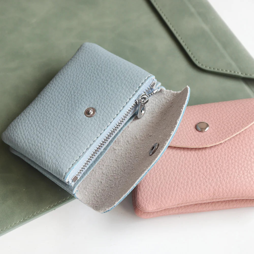 Portefeuille Femme Cuir PU Personnalisable Lettres Nom - Porte-Carte Monnaie Compact Rabat Cadeau Unique
