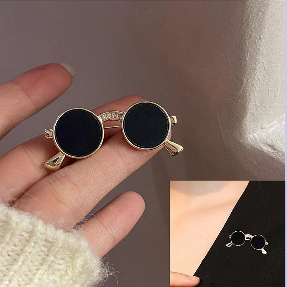 Broche Mini Lunettes Soleil Strass – Pin's Créatif Vintage Unisexe