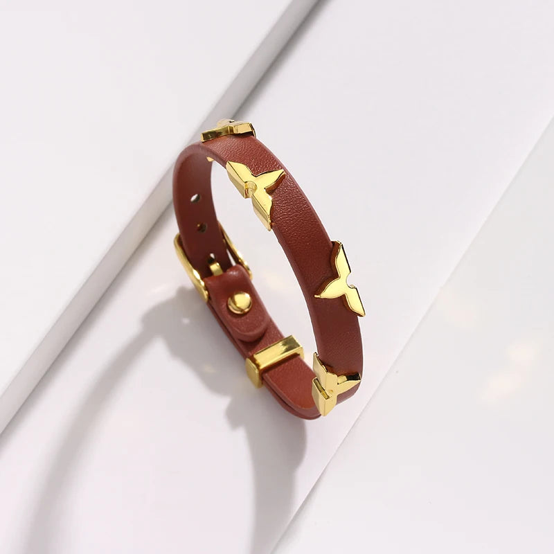 Bracelet Cuir Clous Papillon Dorés — Ajustable, Unisexe, 6 Coloris