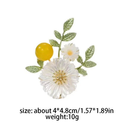 Broche Florale Romantique – Pin Élégant Rose Pivoine Iris