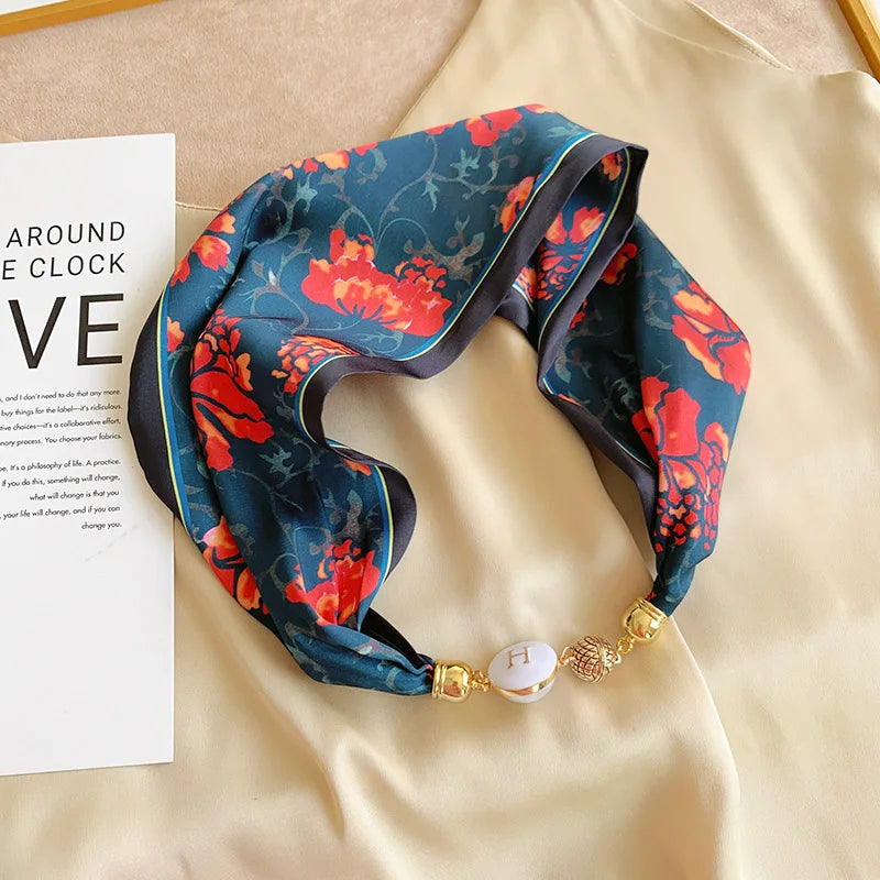 Women's Square Scarf with Magnetic Buckle - Versatile Summer Luxury Scarf/Necklace