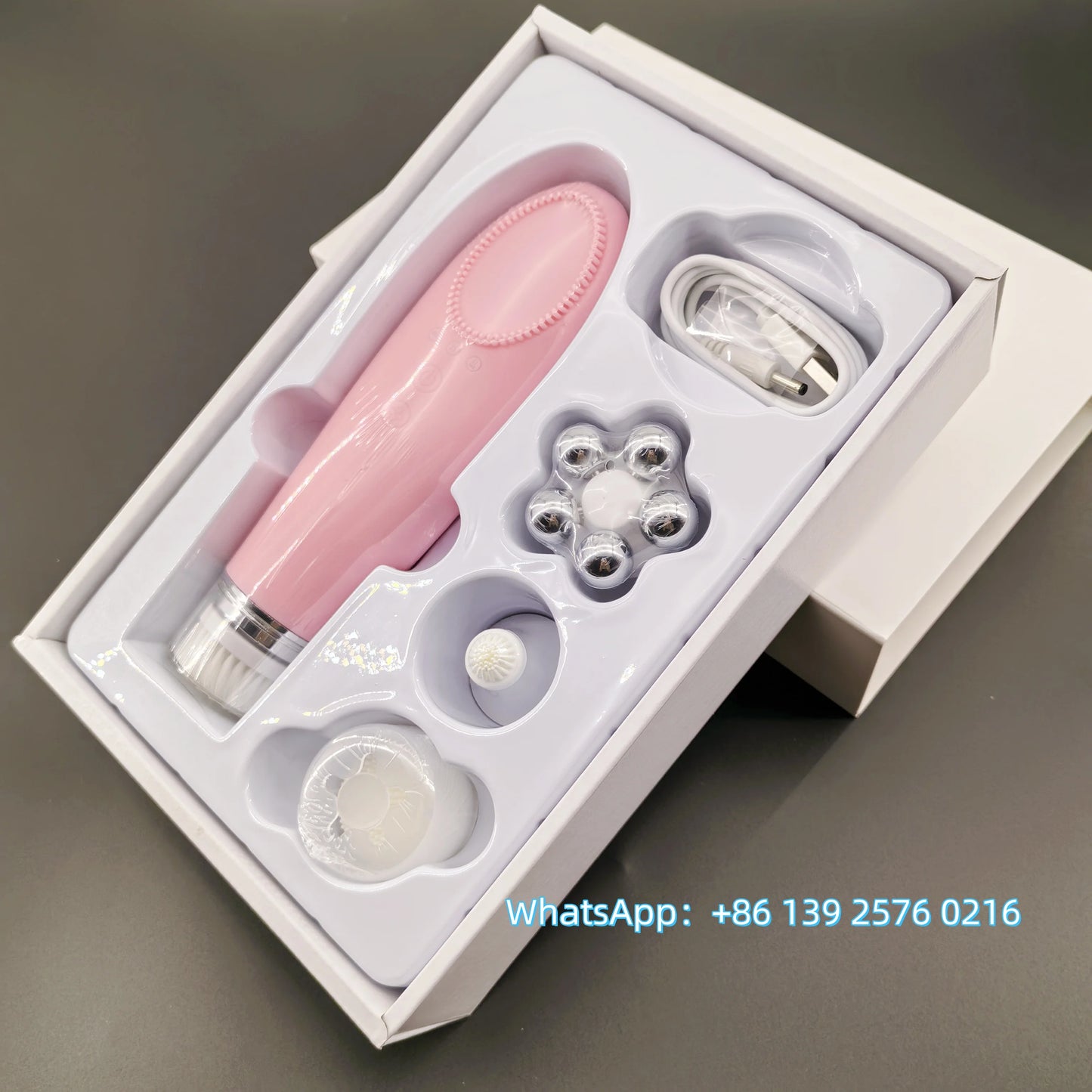 Appareil Nettoyage Facial 4-en-1 Silicone - Brosse Électrique Lifting Visage Anti-Âge Rose