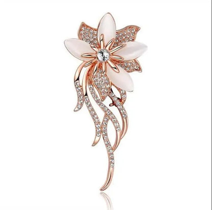 Broche Bouquet Fleurs Opale Strass Dorée – Pin's Mariée Mariage Élégant Femme