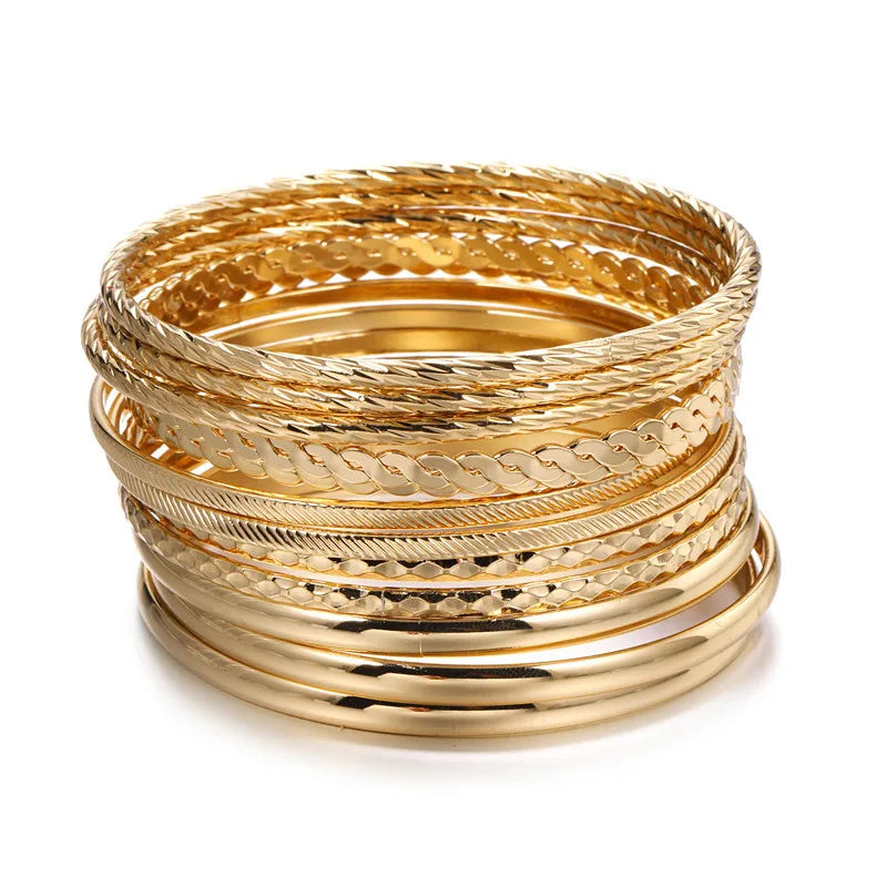 Lot de 12 Bracelets Bohèmes Multi-Rangs - Set Cristaux Géométriques Rock