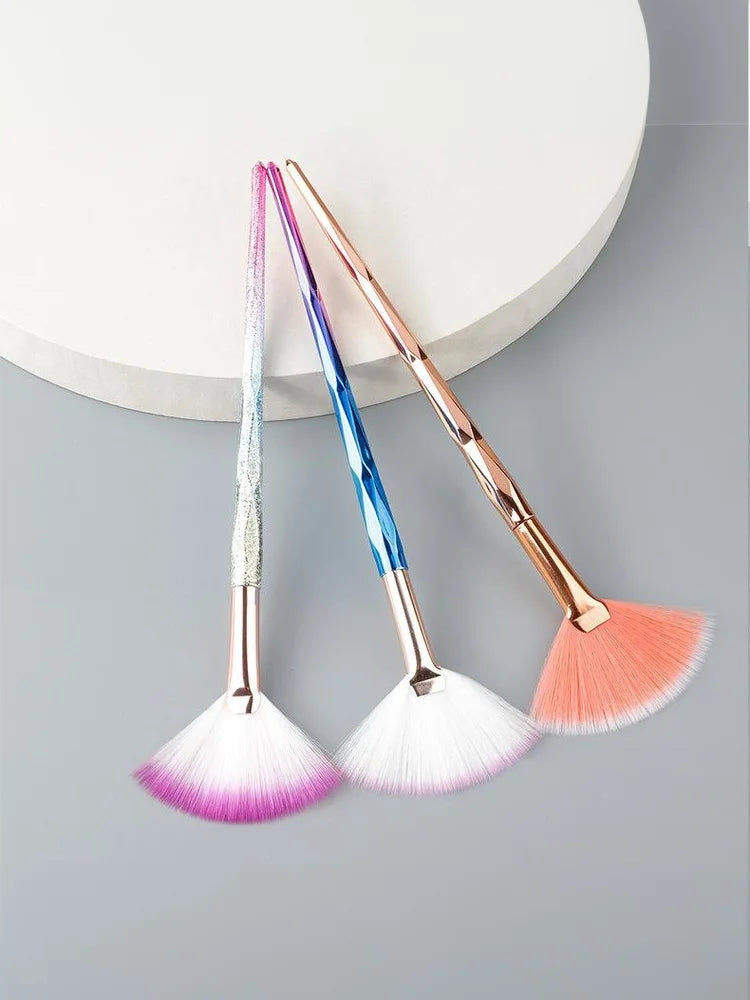 Pinceau Blush Éventail Rose Gold - Highlighter Poudre Libre Visage Ultra-Doux Coréen Beauté Professionnelle