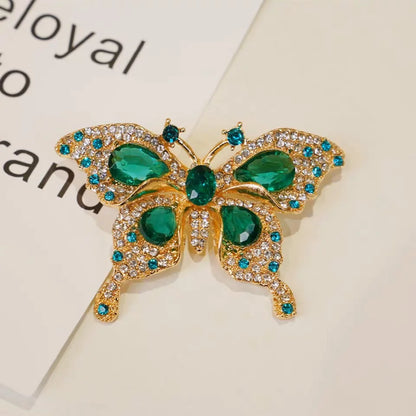 Broche Papillon Cristaux Verts Vintage Luxueuse – Pin's Insecte Élégant Strass Unisexe