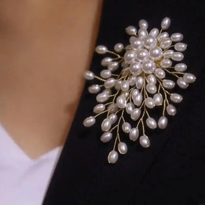 Broche Fleur Perles Luxueuse Statement – Pin's Élégant Décoration Vêtements Femme