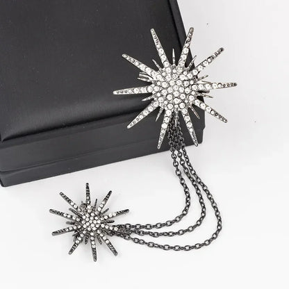 Broche Rétro Métal Étoile Flocon Chaîne Pompons – Pin's Revers Costume Unisexe