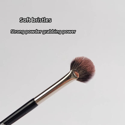 Pinceau Highlighter Éventail Arc Circulaire - Poudre Blush Détails Illuminateur Visage Professionnel Beauté
