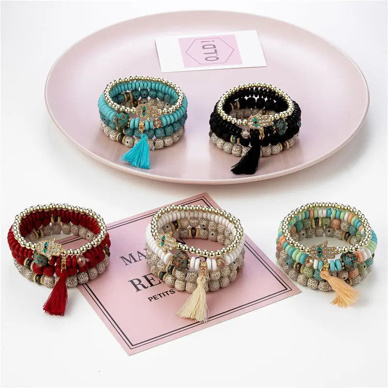 Bracelet Bohème Main Bouddha Turquoise Pompons – Ethnique Spirituel Vintage