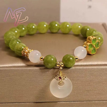 Bracelet Jade Naturel Perles Sculptées – Amulette Talisman Vintage Femme