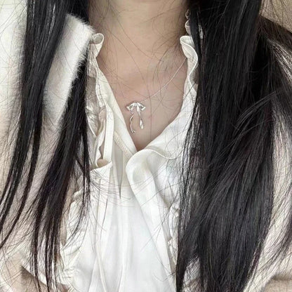 Collier Pendentif Nœud Papillon Délicat - Chaîne Clavicule Tendance