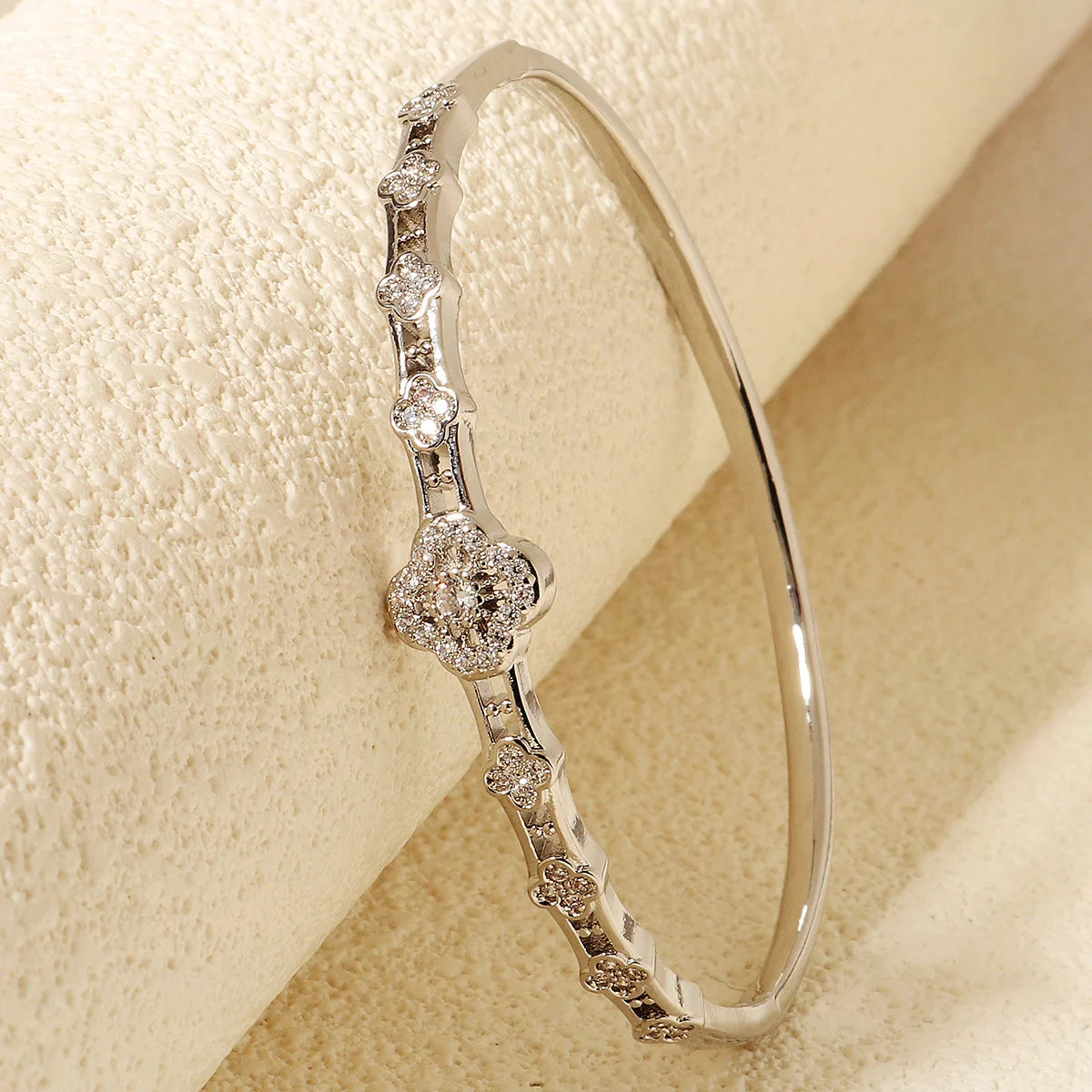 Bracelet Cuivre & Zirconia Femme – Élégance Minimaliste Style Européen