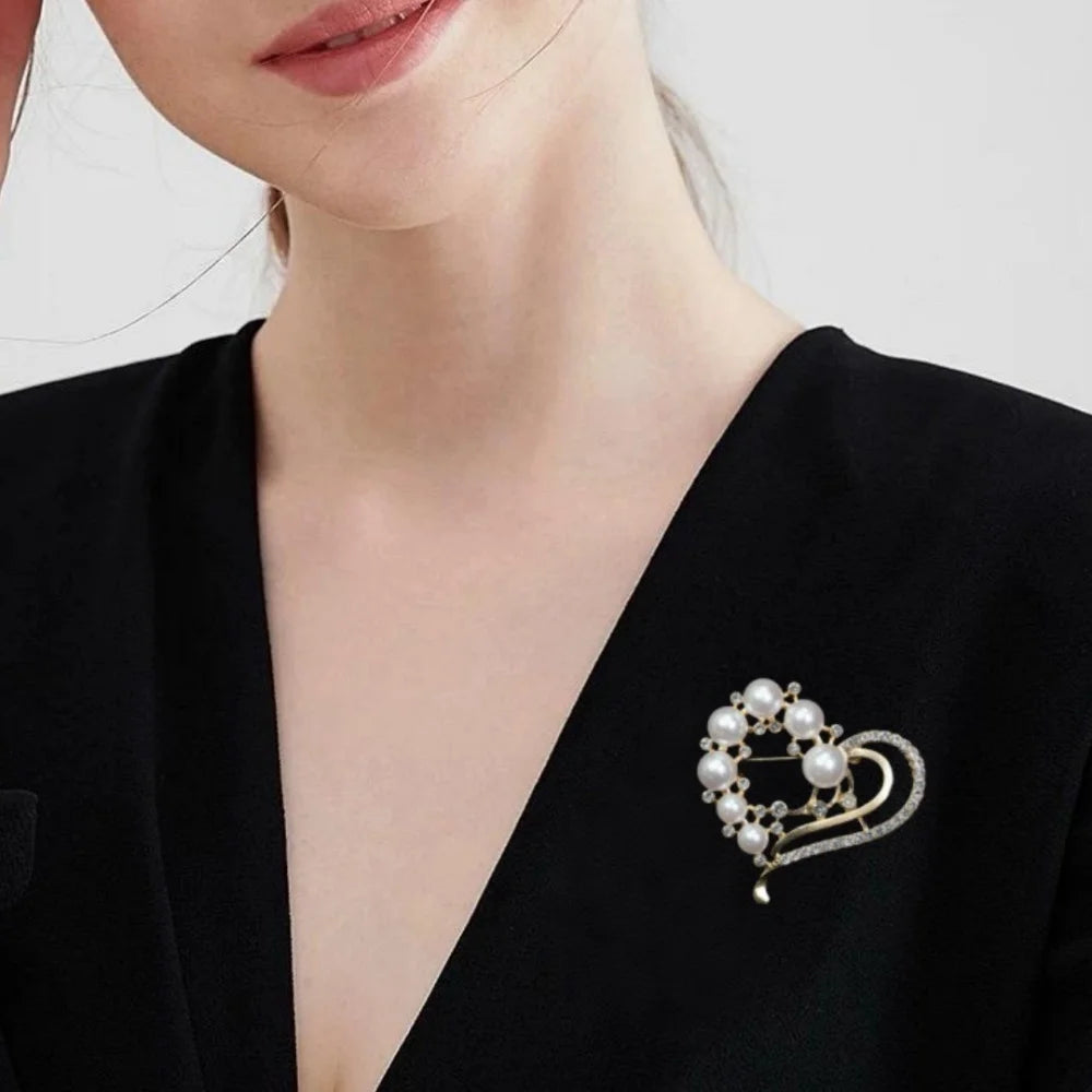 Broche Cœur Amour Perle Fleur Tulipe Luxe – Pin's Corsage Alliage Élégant Mariage Femme