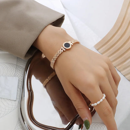 Bracelet Jonc Chiffres Romains Acier Chirurgical Plaqué Or 18K – Love Letter Rome Femme