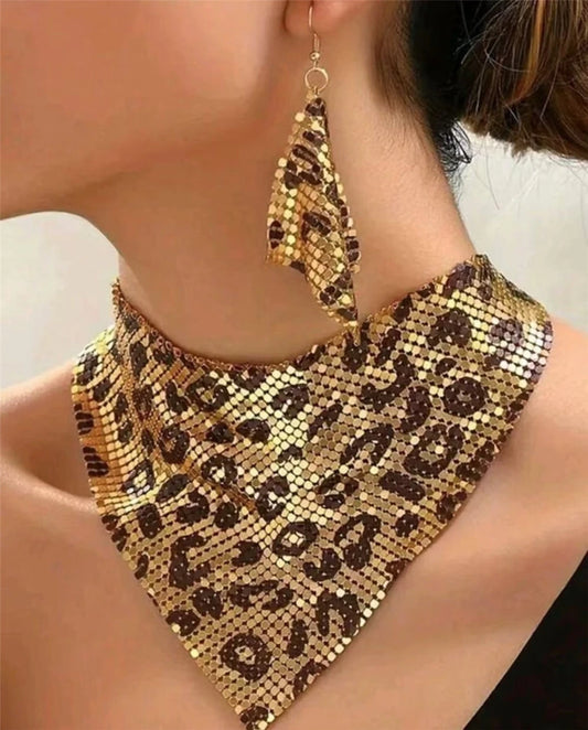 Ensemble Bijoux Imprimé Léopard – Collier Bavette Boucles Pendantes Sexy